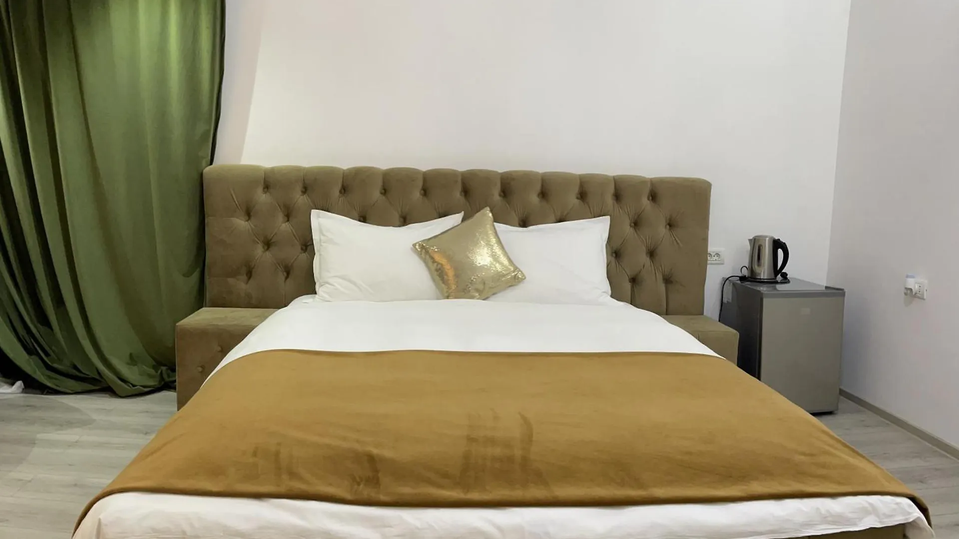 Vila Zoe Bucharestairport&Therme&Parking Отопени